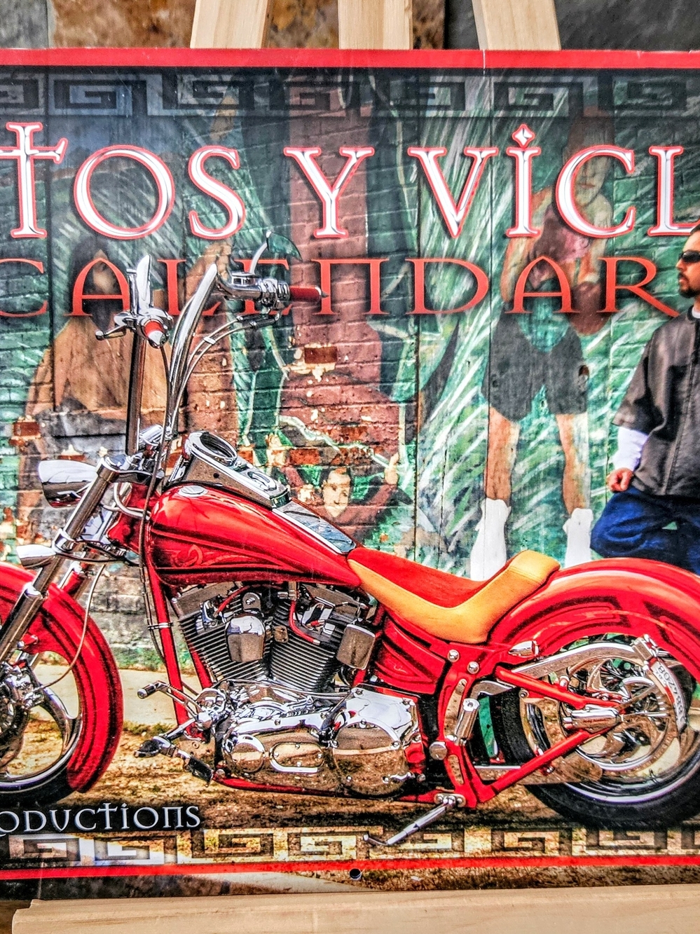 2010-Tripp Production ( Vatos Y Viclas ) Calander • Graphic By : Creative Layerz